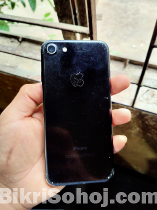 iPhone 7